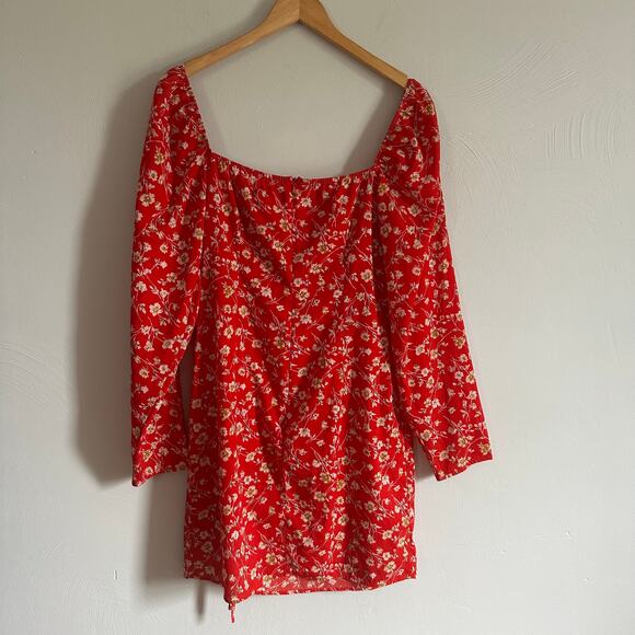 PRETTYLITTLETHING Red Ditsy Floral Bow Detail Side Split Bodycon Dress - Picture 8 of 10